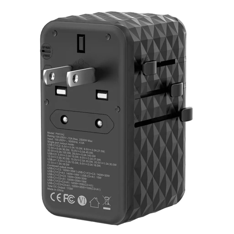 شارژر مسافرتی Powerology GaN 170W مدل PWCUQC042 با 4 پورت و خروجی AC