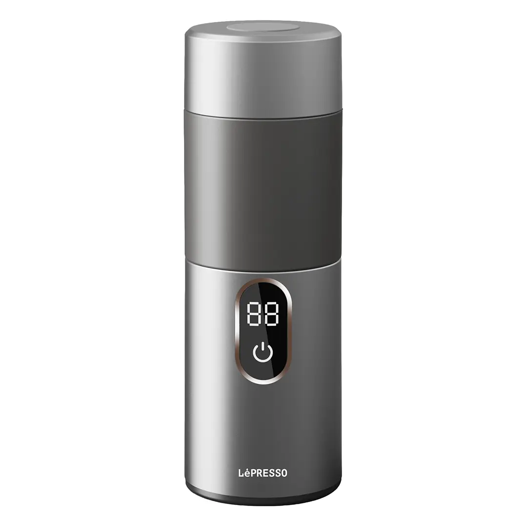 موکاپات برقی LePresso MokaRise مدل LPCFFMR0041SL با ظرفیت 150 میلی‌لیتر، توان 180 وات و قابلیت استفاده در خودرو و خانه